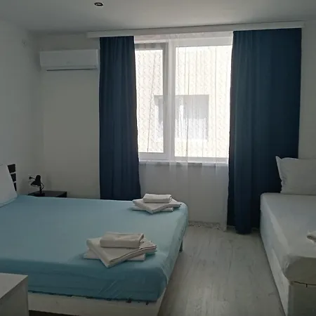 Victoria Apartment *