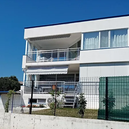 Apartment Victoria *